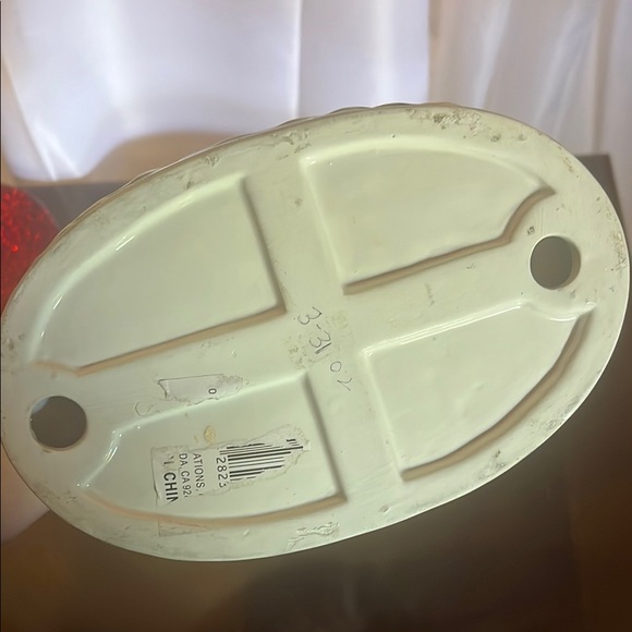 Charming Bunny Figurine with Carrots - Picture 3 of 4